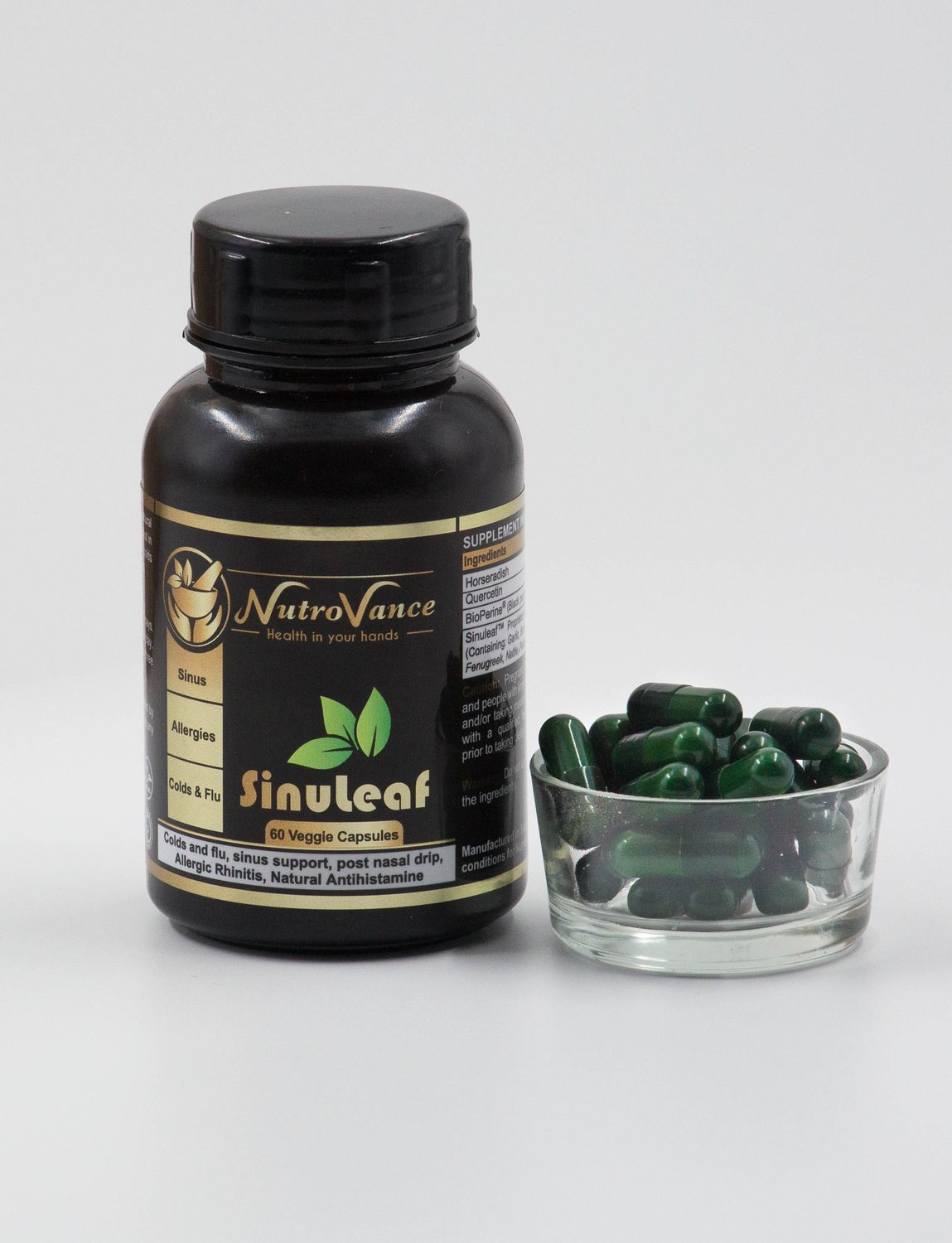SinuLeaf capsules in bowl